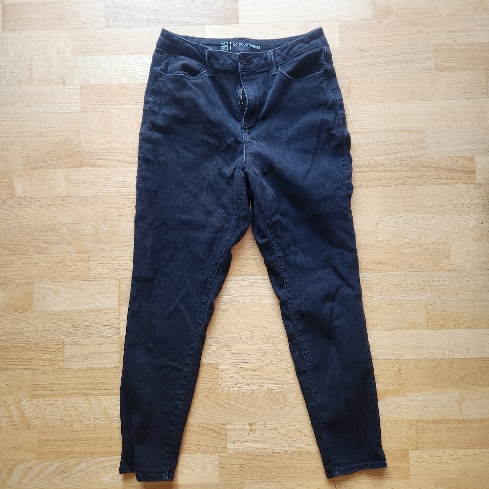 No Boundaries Jeans